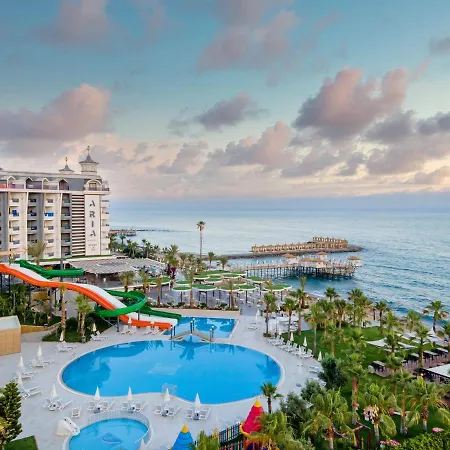 ホテル Aria & Ultra 5*