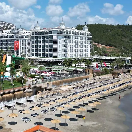 Aria & Ultra ホテル 5*