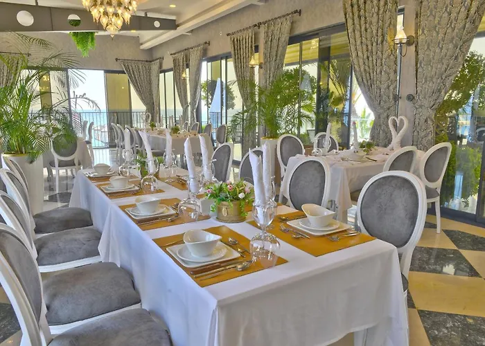 Hotel Aria & Ultra Konaklı