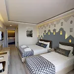 Aria & Ultra 5* Konaklı